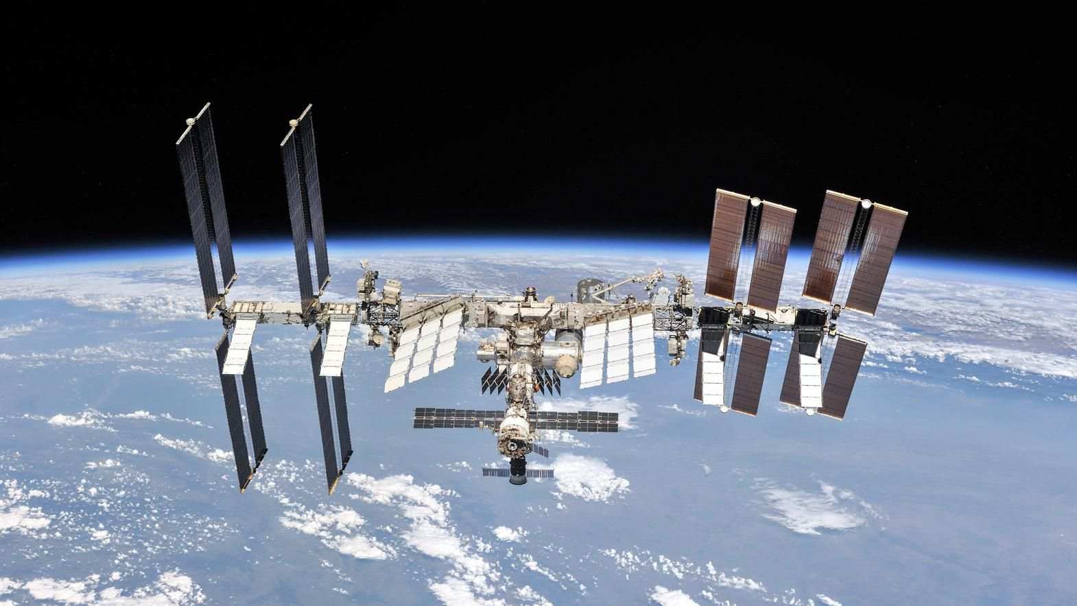Jeff Bezos’ Rocket Company Wants to Build a Space Station