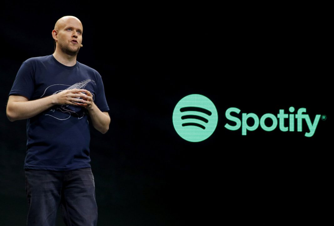 Spotify and Joe Rogan Respond to Complaints About Covid Misinformation