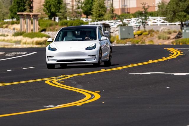 Regulators open an investigation into ‘phantom braking’ by Teslas
