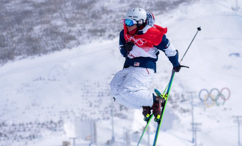 Two Americans took medals in the freestyle skiing halfpipe