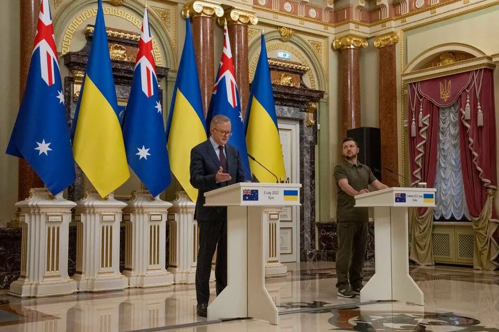 Australia’s new prime minister promises increased aid during visit to Ukraine