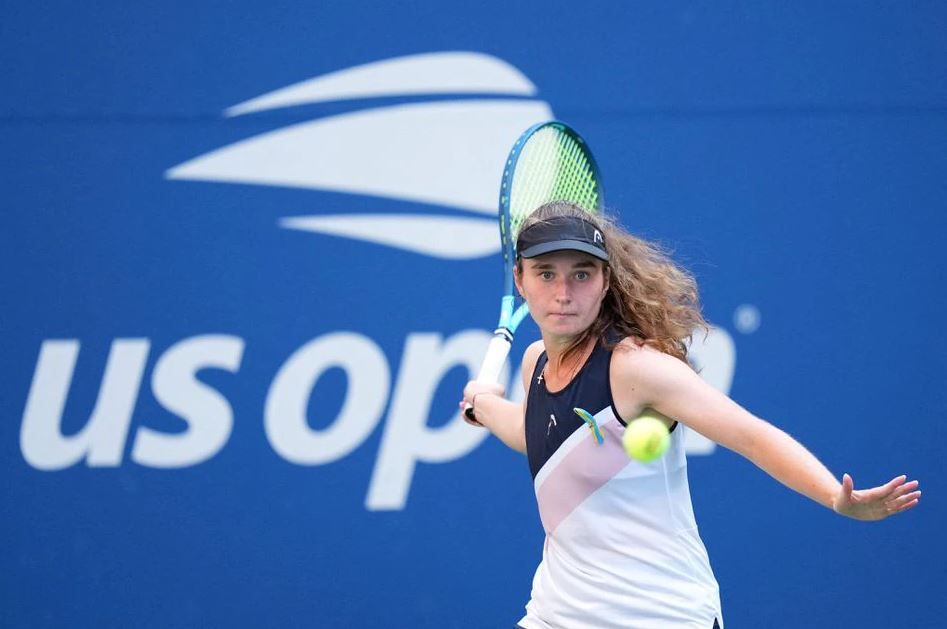 Daria Snigur of Ukraine stunned Simona Halep, the previous world number one, in the first round of the US Open in 2022