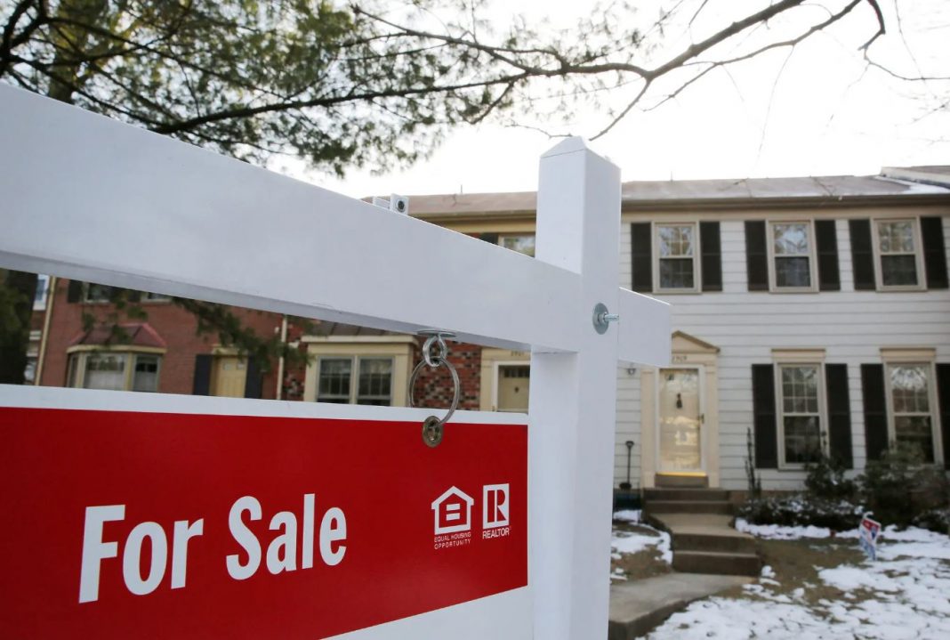 With Mortgage Rates Soaring, the Housing Market Takes Another Hit
