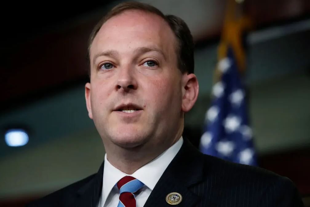 2 Teenagers Shot Outside Home of Lee Zeldin, Candidate for New York Governor