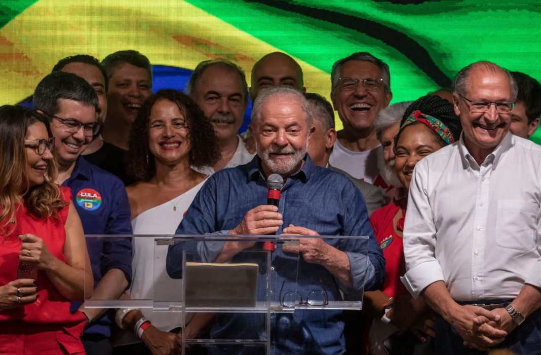 Brazil ejects Bolsonaro and brings back the former leftist leader Lula